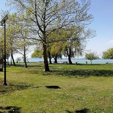 Lelle Grand Apartman Apartment Balatonlelle